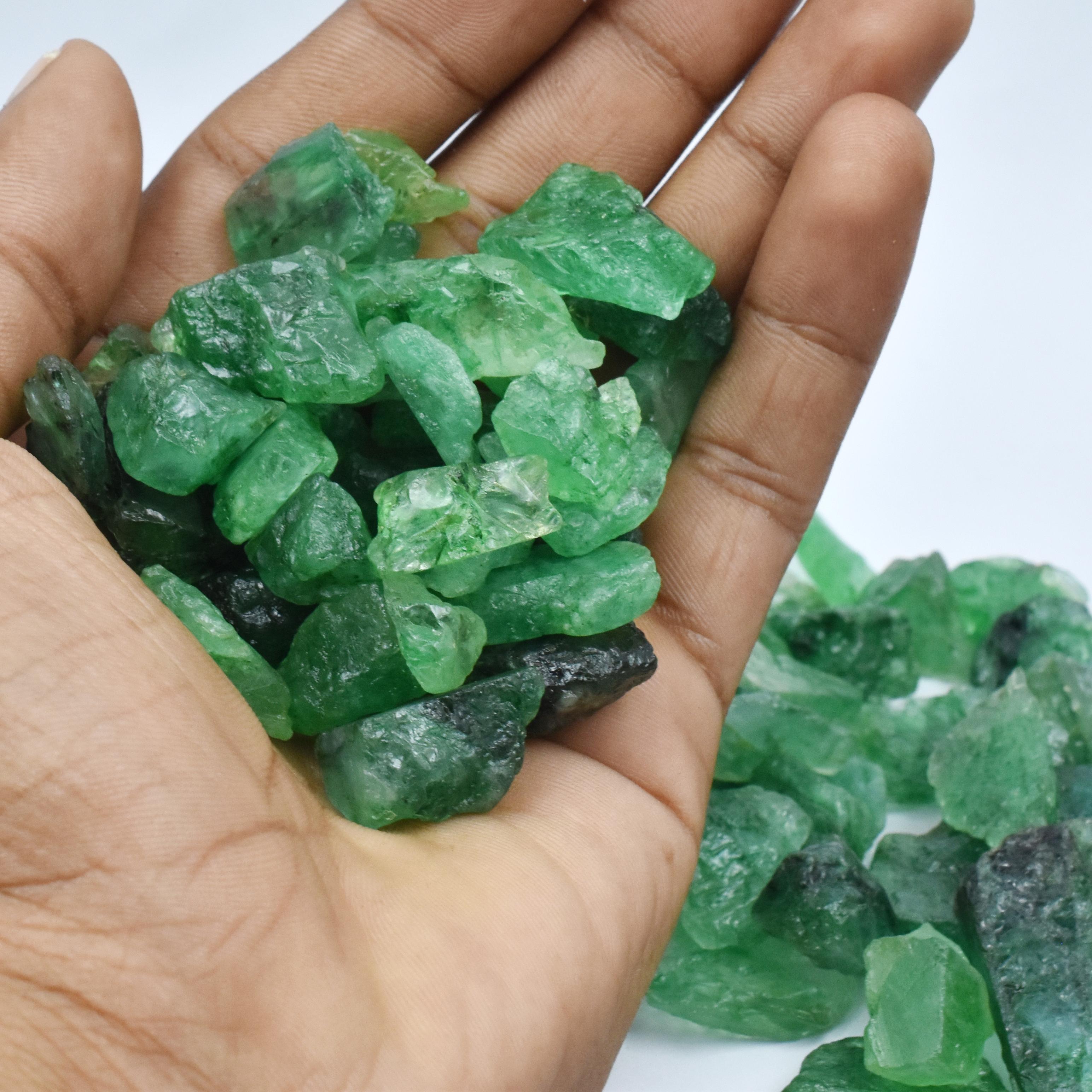

Lot Natural Green Colombian Emerald 50ct Raw Rough Loose Gemstones 21-10 mm Approx. зелений