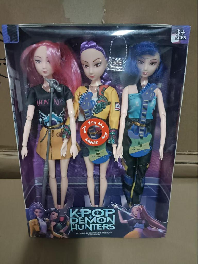 KPOP Demon Hunter Girl & Boy Group Animated Dolls with Theme Song & Colorful Lights