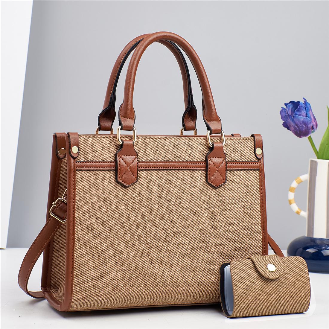 

New Design Style Patchwork Trendy Style Bag with Canvas Texture High Look Level Carrying Large Capacity Crossbody Bag .