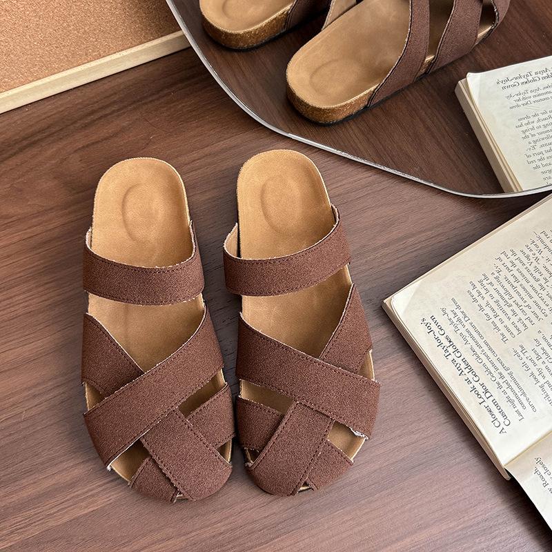 Vintage niche cross with bag head and half slippers, women's summer wear a pedal, hollowed out imitation leather, ugly and cute