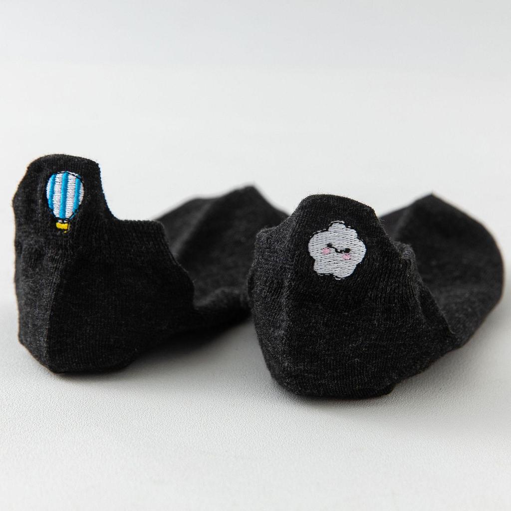Women's Japanese Style Thin Cotton Embroidered Low Cut Socks - Breathable & Versatile for Spring & Summer.