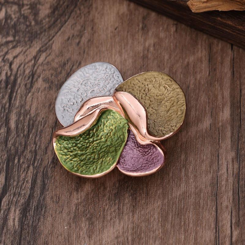 Heiß verkaufende emailierte geometrische Blume magnetische Brosche, modische kreative Blumenbrosche für Damen