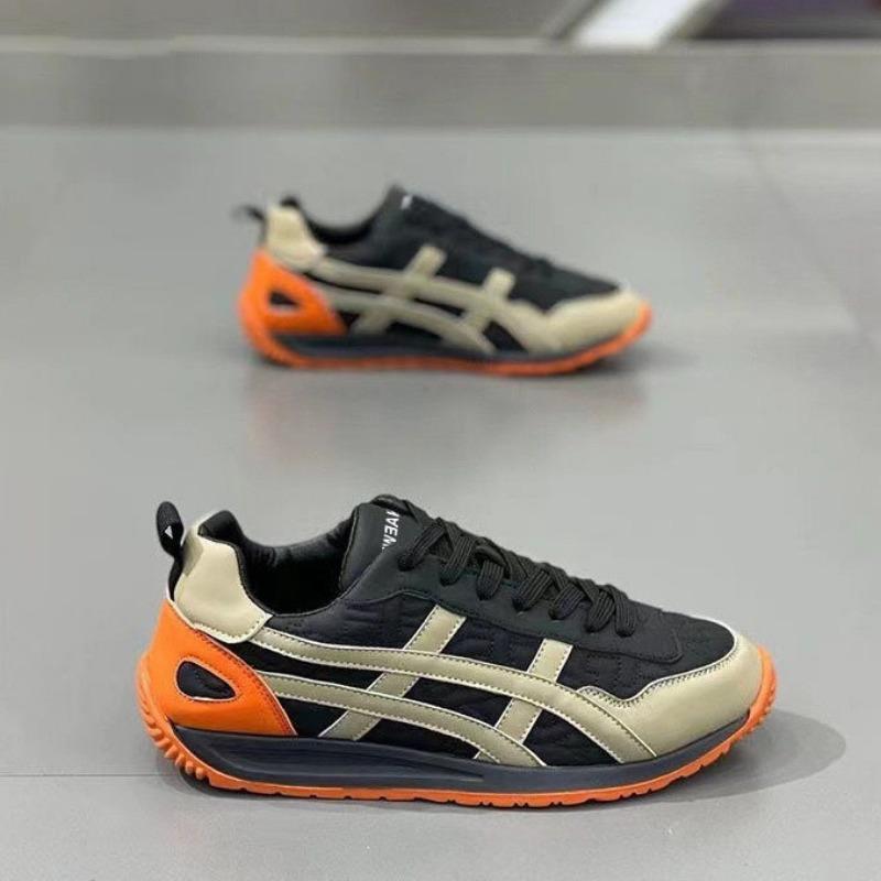 Men's shoes spring new breathable low-top casual soft sole lightweight low-top lace-up board shoes fashionable sports men's shoes