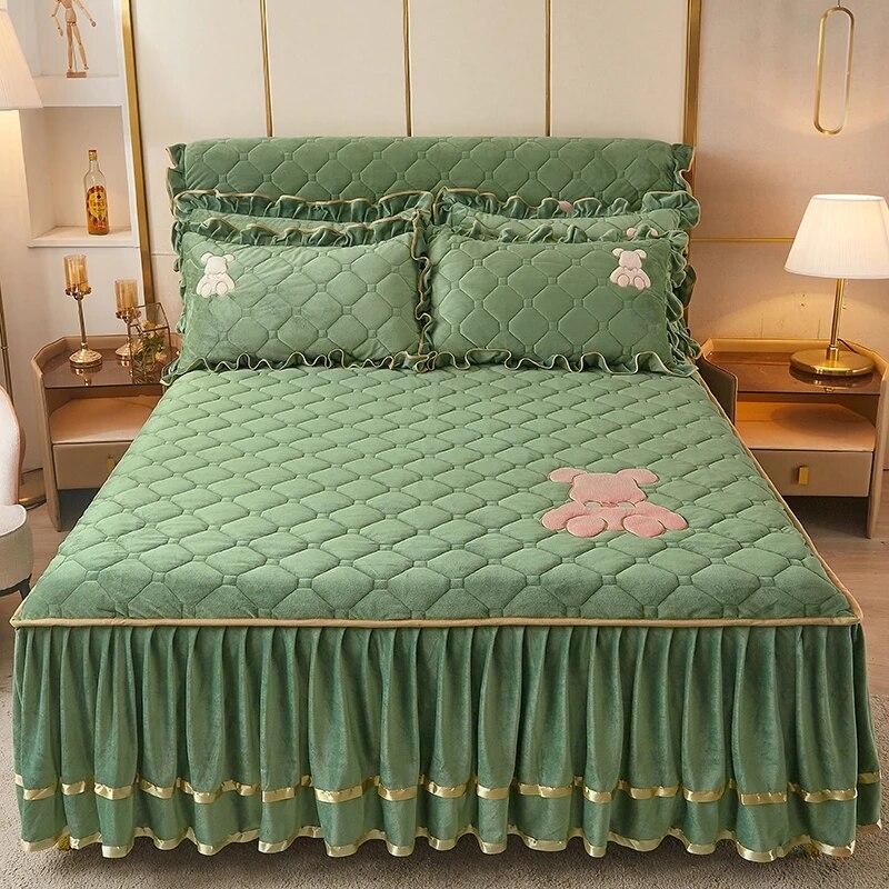 Solid Color Milk Velvet Winter Bedspread On The Bed Thick Home Bed Skirt-style Bed Sheets Cotton European-style Bed Spreads