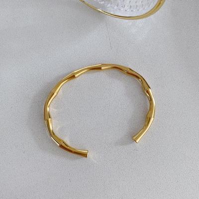 Europäisches & Amerikanisches 18K Gold Platiertes Titanstahl Geometrisches Damen Mode Armband Armreif