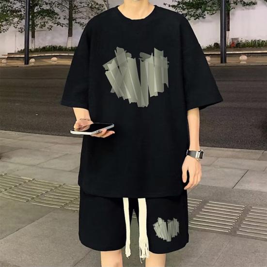 2Pcs/Set Men Summer Outfit Round Neck Short Sleeve Tops Wide Leg Shorts Set Heart Pattern Loose Fit Tracksuit