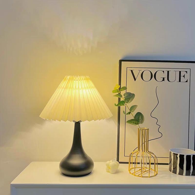 Nordic Plissee Tisch Lampe DIY Faltbare 5V USB 220V Kunst Atmosphäre Schlafzimmer Nacht Nacht Licht Hause Schmücken