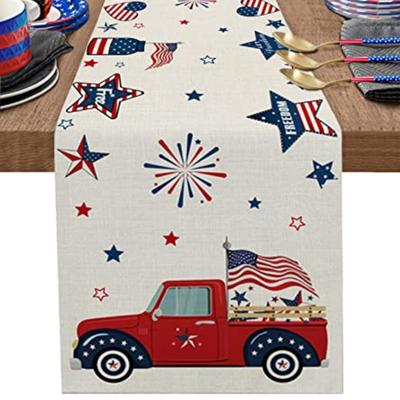Fireworks Table Runner Sváteční obdélník Stolní běhoun Šála Den nezávislosti Ohňostroj Oslava Vzor Stolní běh