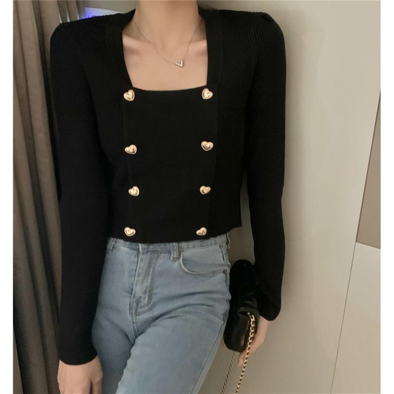 Autumn New Korean Version of Square Neck Dew Collarbone Sweet Long-sleeved Shirt Love Double-breasted Knitted Sweater Women