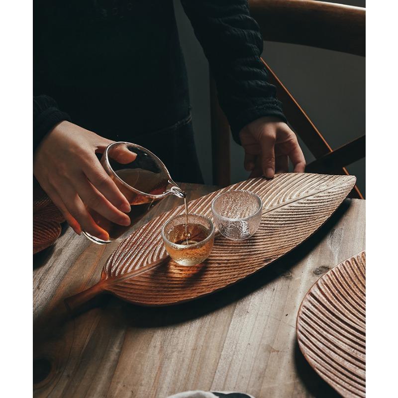 1pc Wood Tray For Serving Food Walnut Solid Wood Retro Tray For Food Bread Sushi Snack Plate Leaf Tea Tray Creative Multifunctional Wooden Plate for R