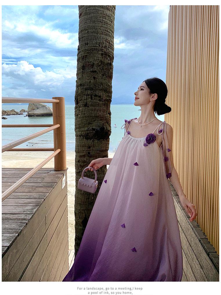 Stunning Gradient Floral Camisole Dress, Perfect for Beach Photoshoots and Vacation Travel