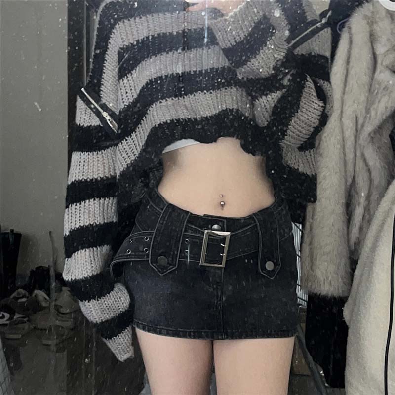 Gothic Ladies Sweater Crew Neck Long Sleeve Striped Cropped Knit Sweater Y2K Sexy Top Off-the-shoulder Zipper Design New Fashion