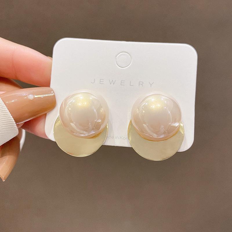 925 silver needle light luxury atmospheric pearl earrings women s niche design sense champagne stud earrings ears
