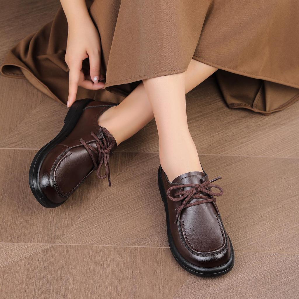 Women's Genuine Leather Soft Sole Casual Shoes - Non-slip, Comfortable, Single Shoes for Spring and Autumn.