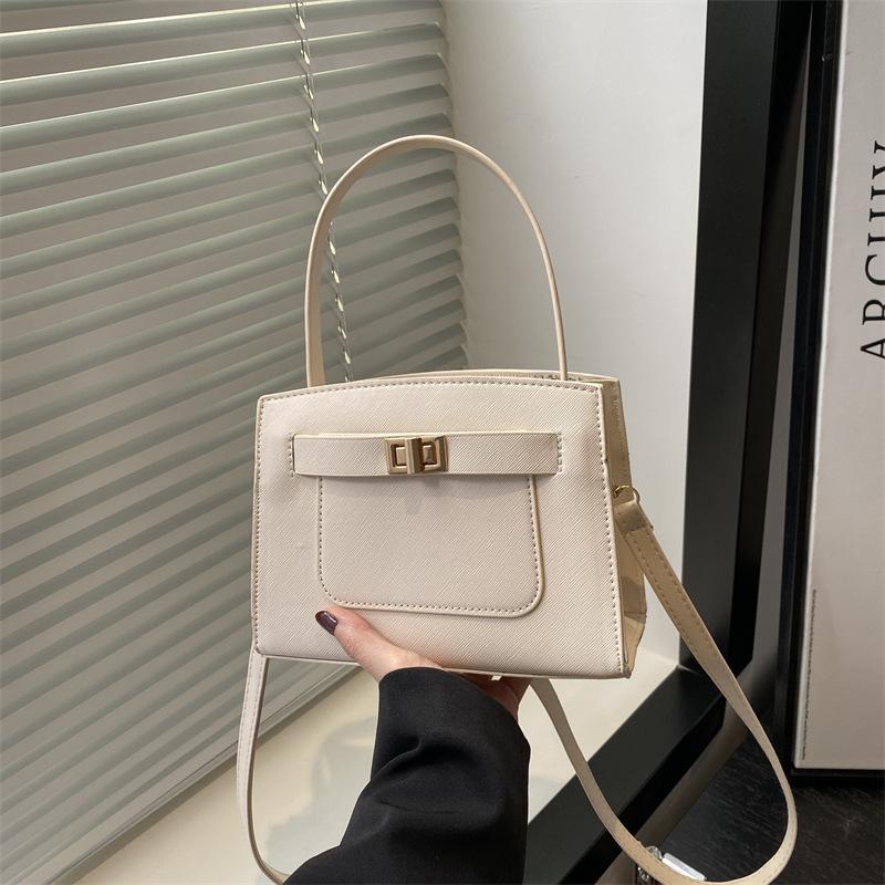 

Повседневная сумка-тоут большой вместимости женская 2025 лето новая универсальная зарубежная трендовая сумка на плечо/кроссбоди белый