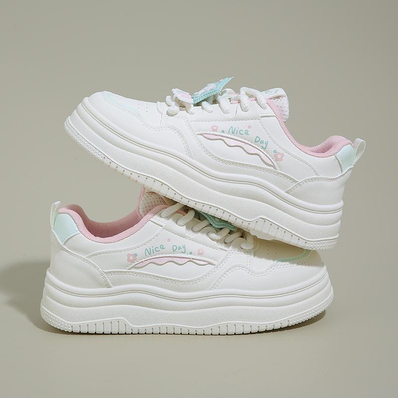 

2025 little white shoes women s spring new Korean version ins female students leisure sports versatile board shoes street auction Y9950 35