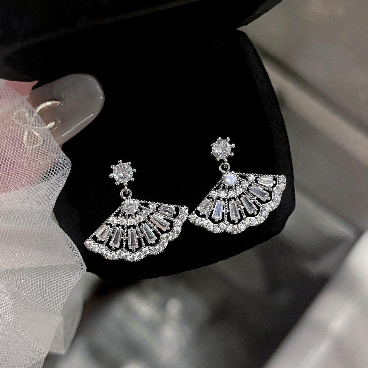 New Chinese Style Zircon Fan Shape Earrings Minimalist Luxury Jewelry