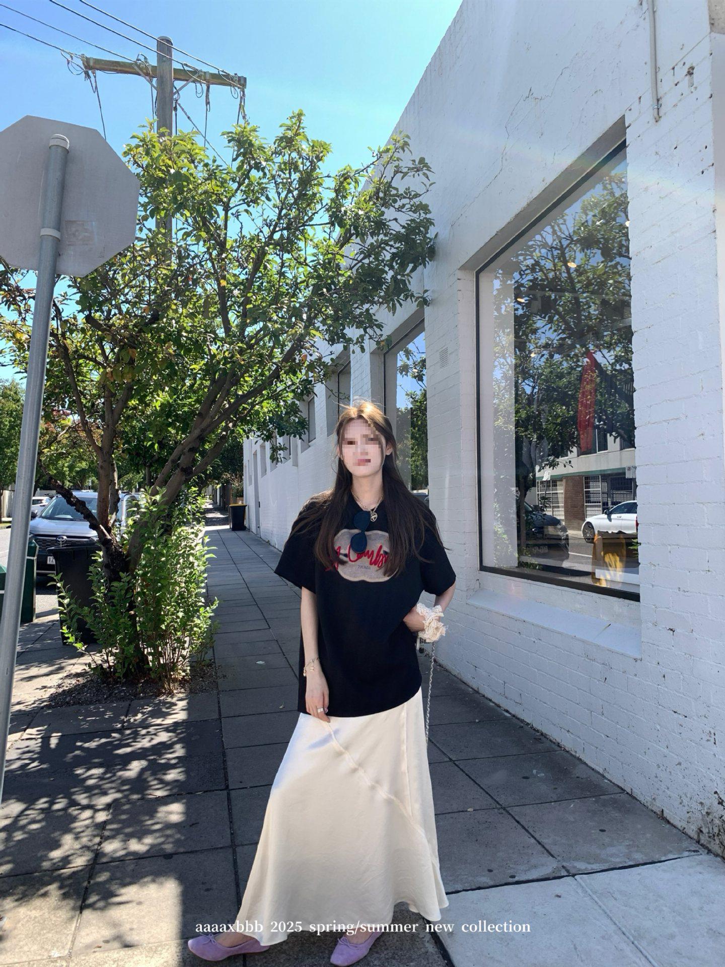 

Women s Two-Color Embroidered Short Sleeve Cotton T-shirt - Ginza Cold Brew Design Extra Large