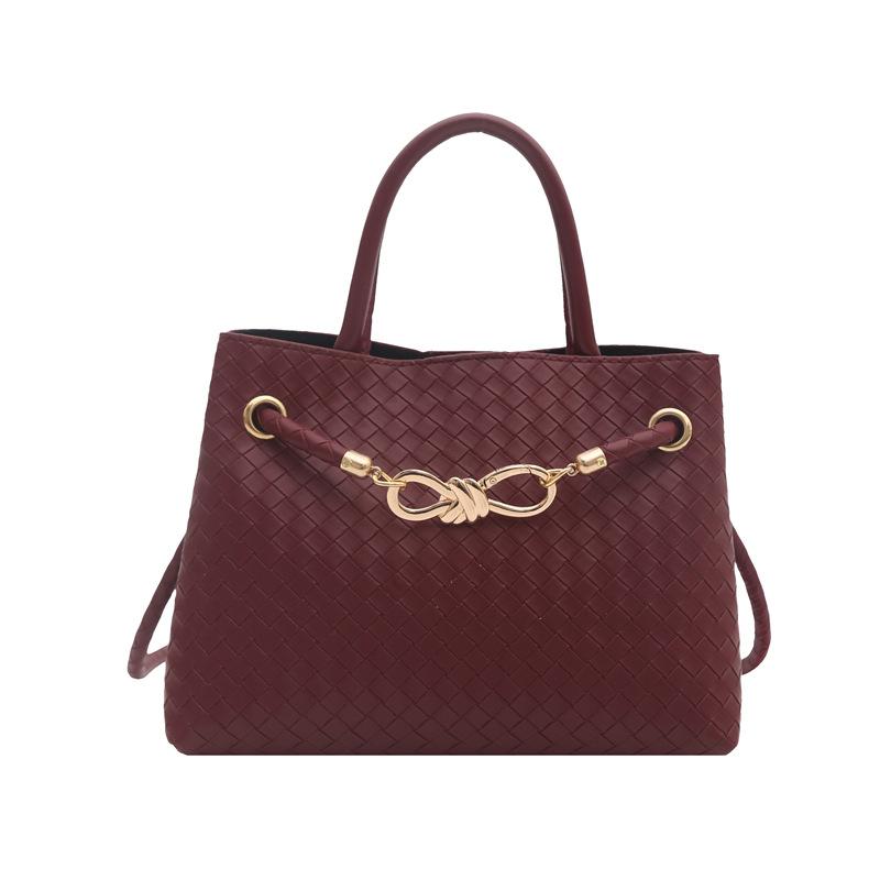 

Fashion casual woven texture bag women s niche simple texture handbag shoulder bag crossbody popular women s bag червоний