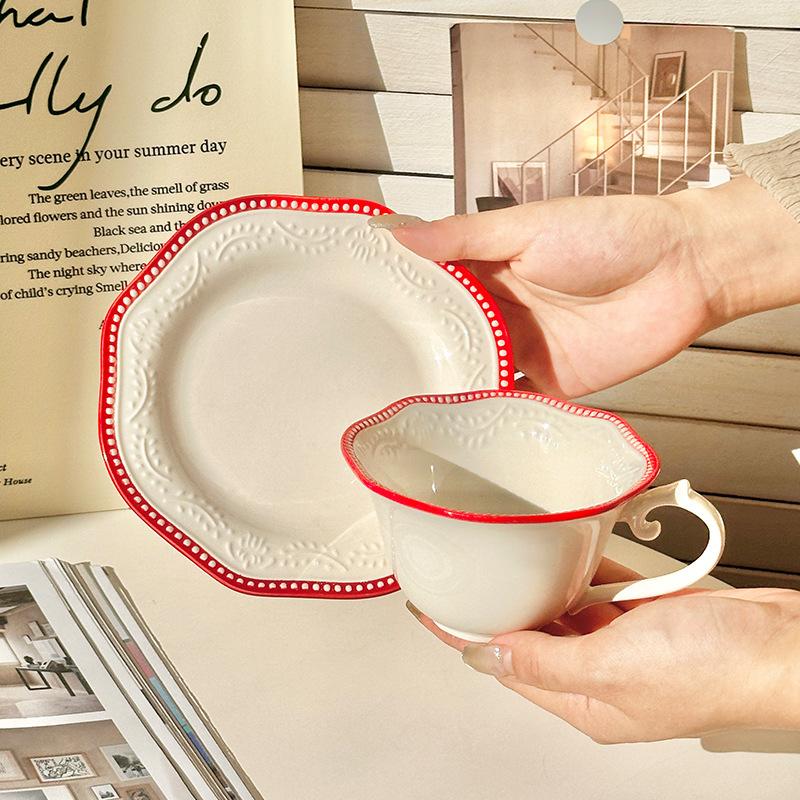 High-end Niche Coffee Cup and Saucer Set, Birthday Gift for Girls, High-end Souvenir for Girlfriends, Practical Gift Box.