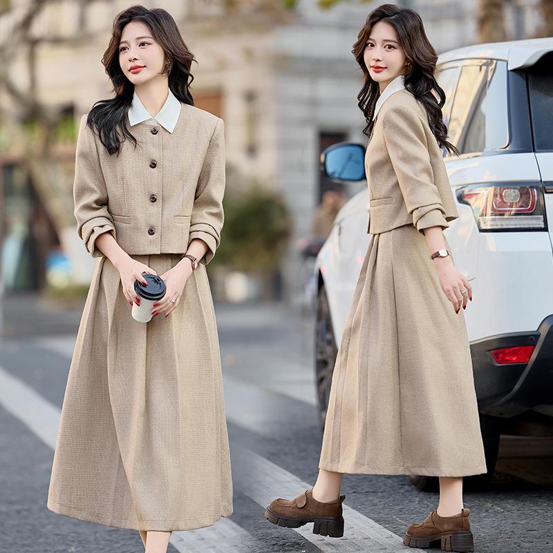 Chic Spring 2025 Small Fragrant Style Suit: Single-Breasted Jacket and Semi-Skirt Dress Set (Y2510)