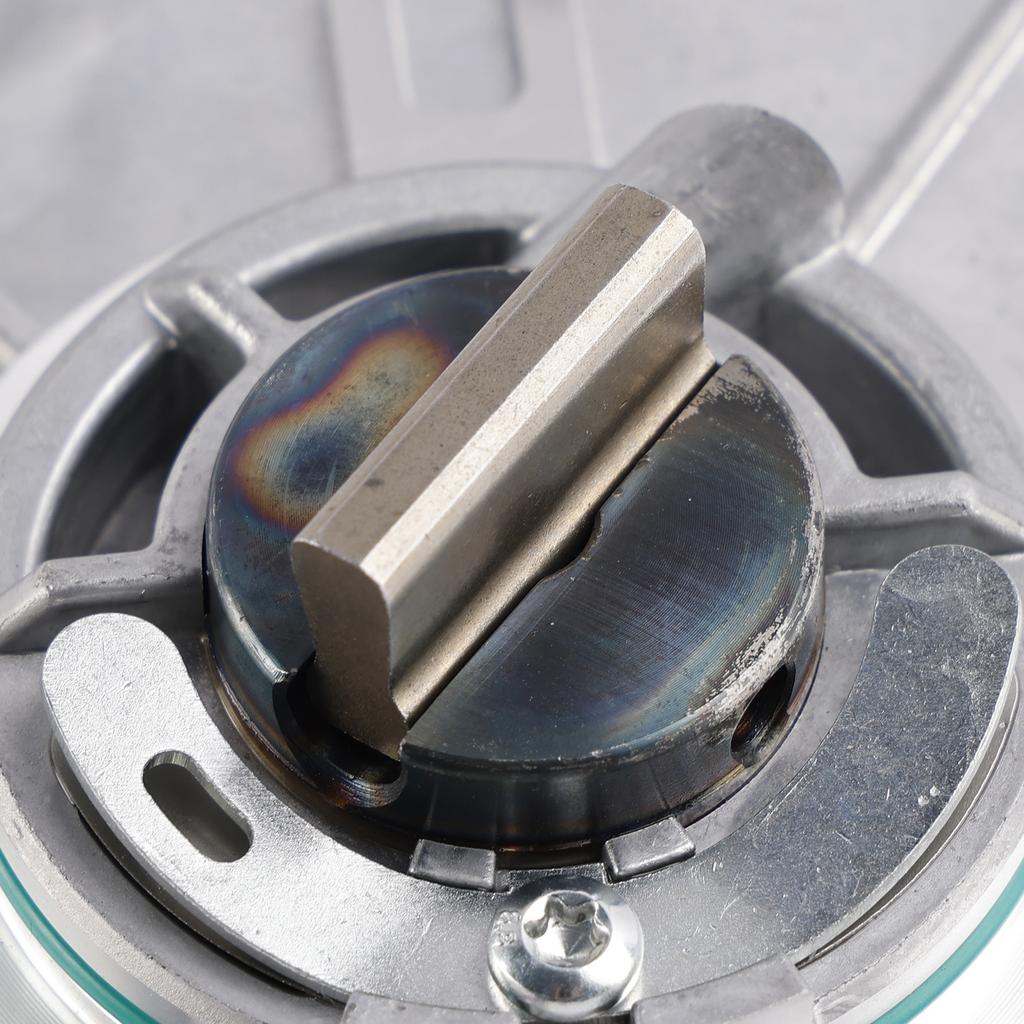 Vacuum Pump 06E145100T For A4 A6 A8 2.4 3.2 FSI