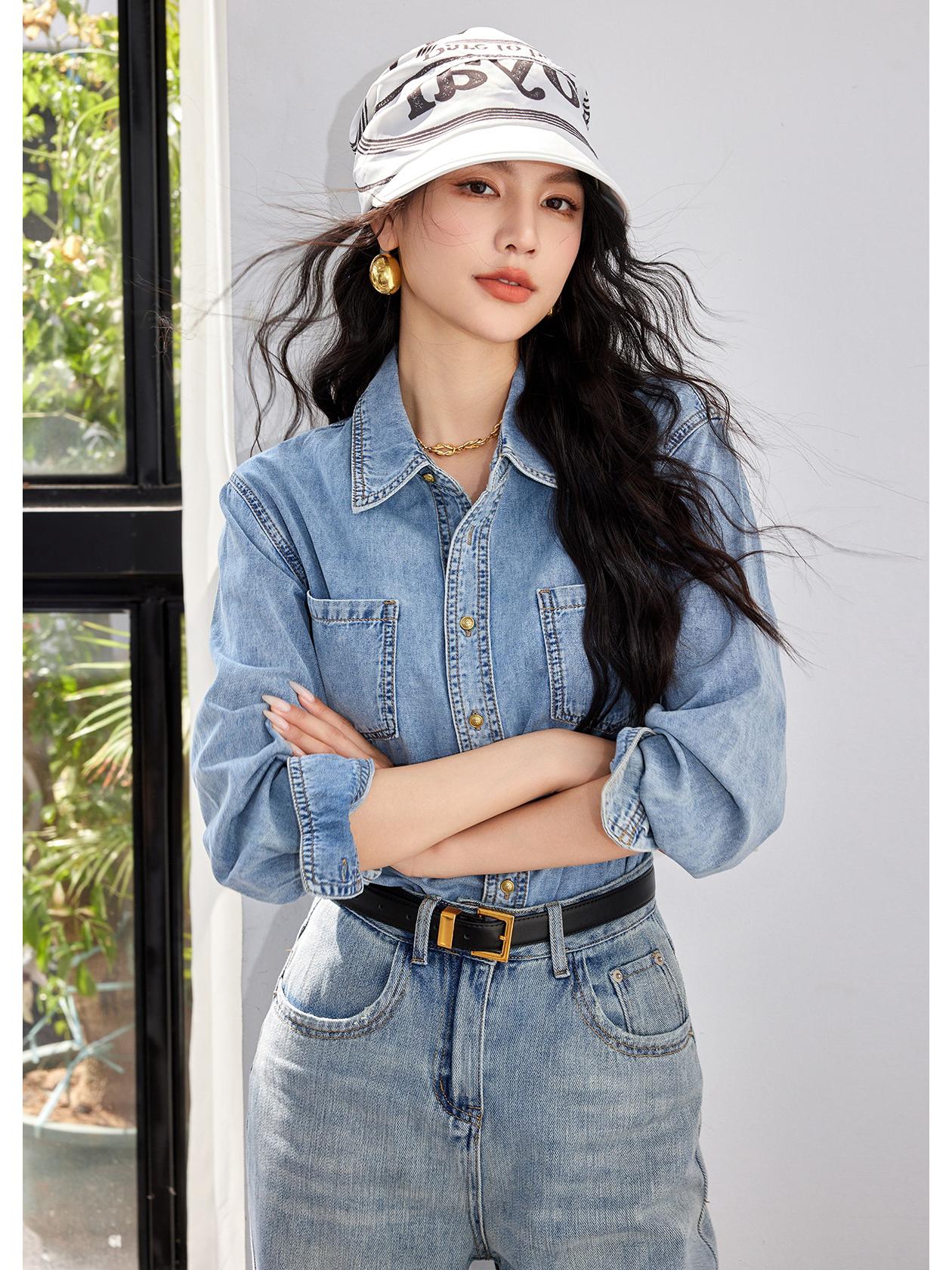 

Женская ретро-синяя джинсовая рубашка - Коллекция весна 2025 Medium