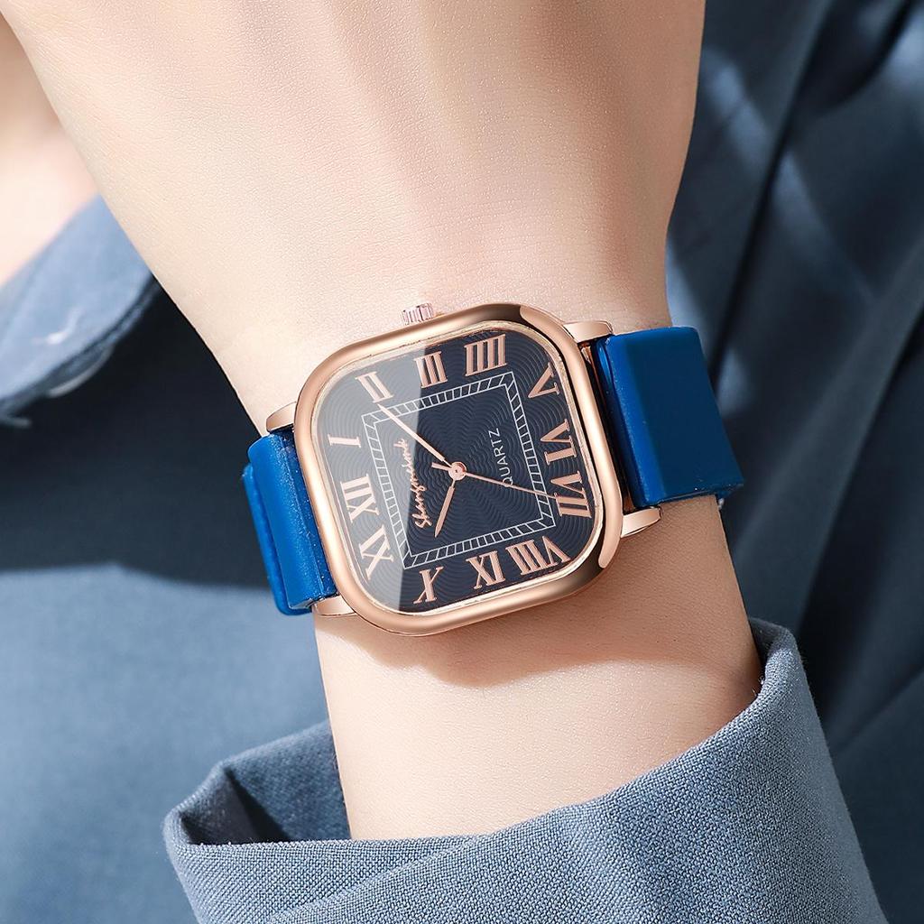 Women Square Watches Silicone Band Roma Dial Quartz Wristwatch for Ladies Clock