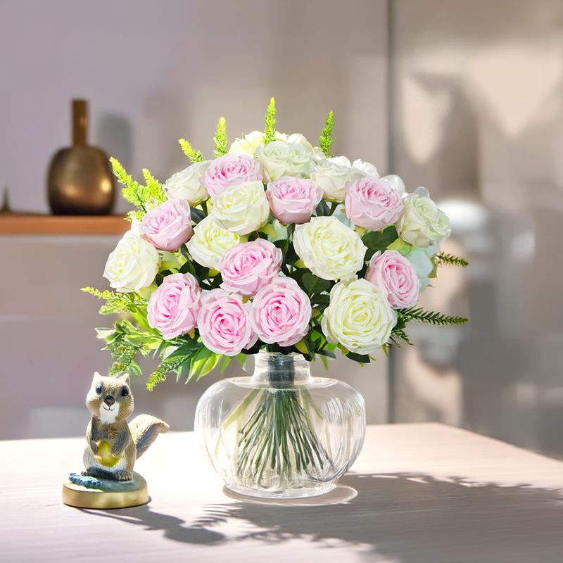 European Rose Simulation: Realistic Wedding & Decorative Bouquets