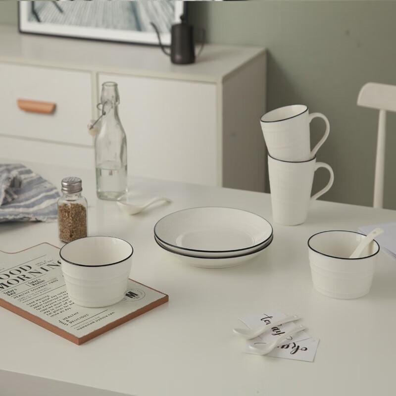 

CODA Blue Rhyme 10-Piece Ceramic Dinner Set