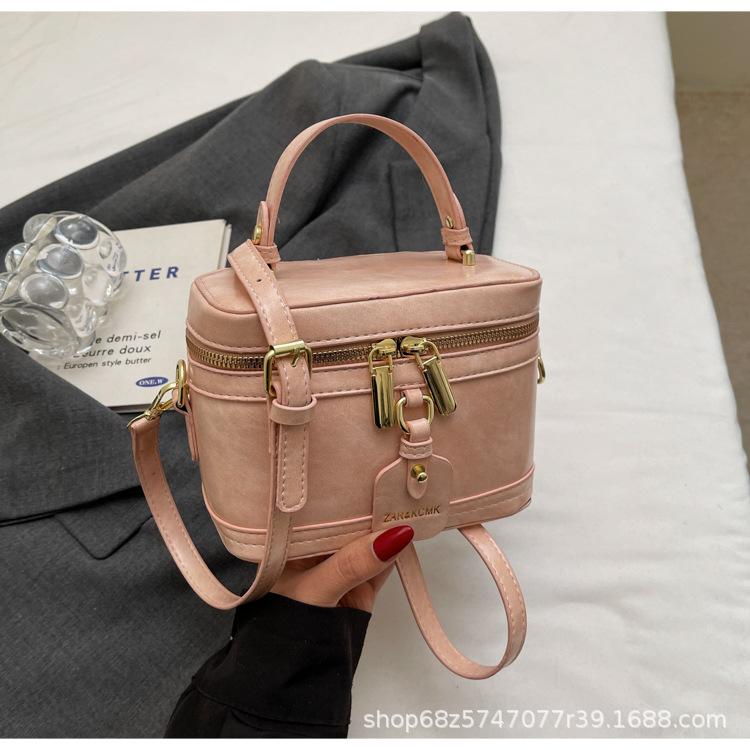 Premium sense of foreign style mini small bag women's 2025 new spring and summer Korean version messenger bag niche design box bag