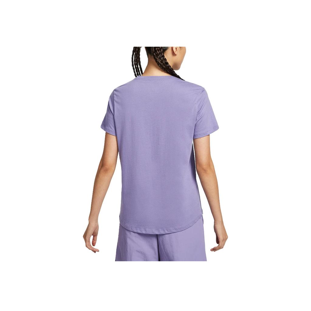 New Nike Sportswear Essentials Series Regular T Shirt Women's Soft Purple DX7907-527