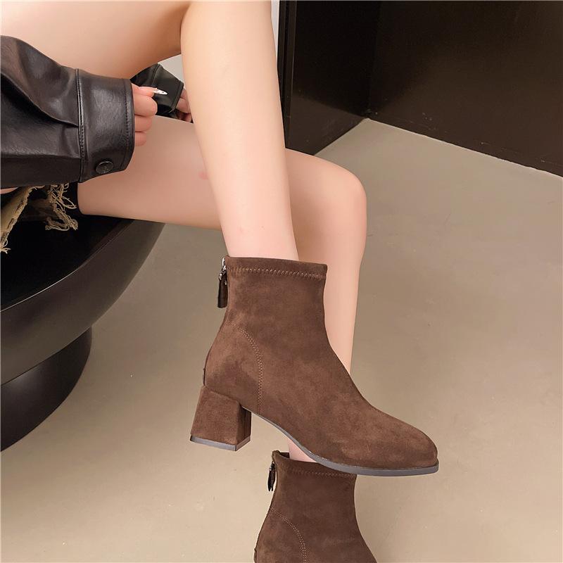 Retro suede square heel not tired short boots women's 2025 autumn and winter new thin square head rear zipper fashion boots