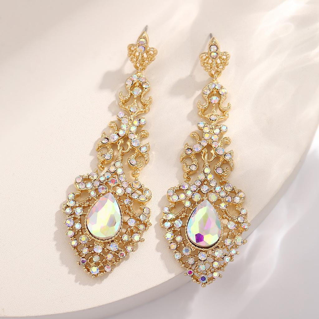Vintage Water Drop Earrings For Women With Gold Finish For Evening Wear