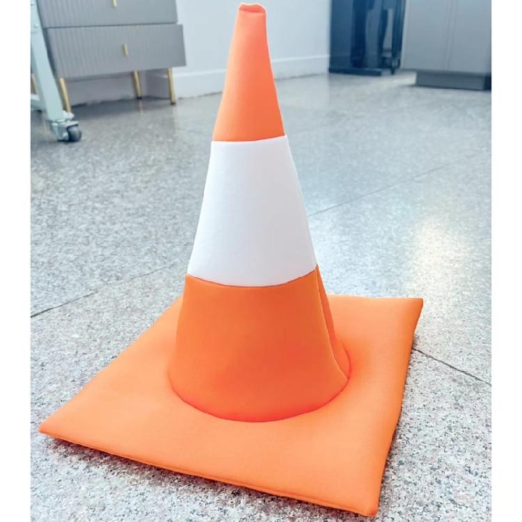 Zabawny Stożek Drogowy Czapka dla Dorosłych Czapka Blokady Drogowej Ciepłe Zimowe Czapki Akcesoria na Imprezę Urodzinową Czapka na Występy Sceniczne