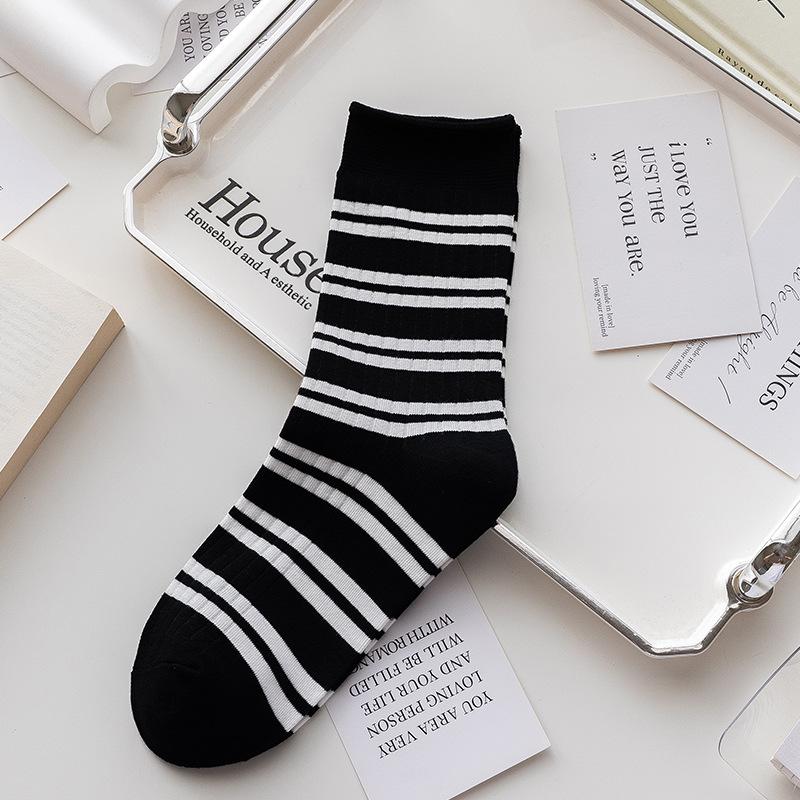

Women s Mid-calf Socks, Autumn and Winter Polyester-cotton Socks, Women s Long Socks, Sweet Dot Yarn Socks 1 pair