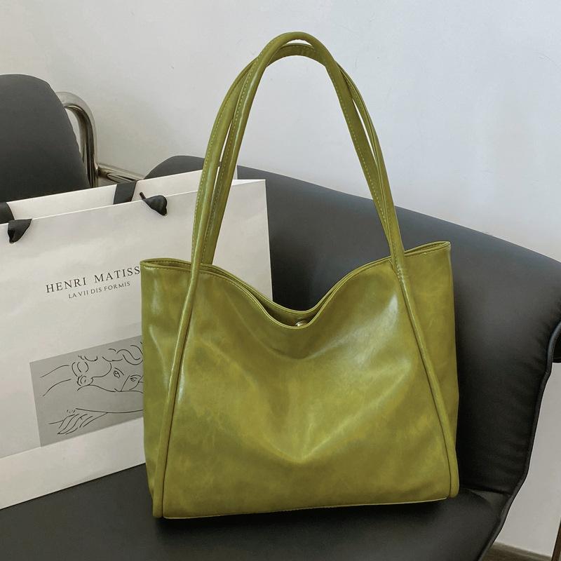 

Сумка Женская 2025 Новая Мягкая Кожа Большая Вместимость Сумка-тоут Портативный Нишевый Дизайн На Плечо Под Мышку Класс Для Поездок зелёный