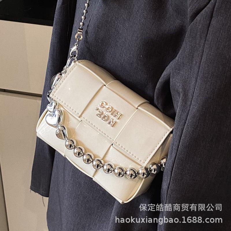 High-end Niche Bag Women's Spring and Summer 2025 New Fashion Shoulder Messenger Bag Korean Version Women's Woven Small Square Bag