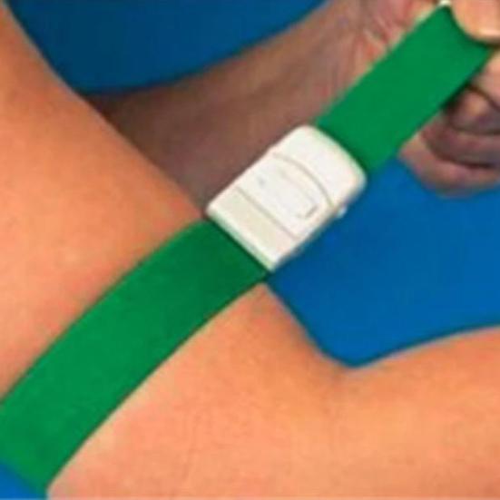 Outdoor Erste-Hilfe-Tourniquet Schnalle mit großer Zähigkeit Verstellbares Band Blutstillung Tragbar Waldabenteuer Notfall-Tourniquet Outdoor-Zubehör