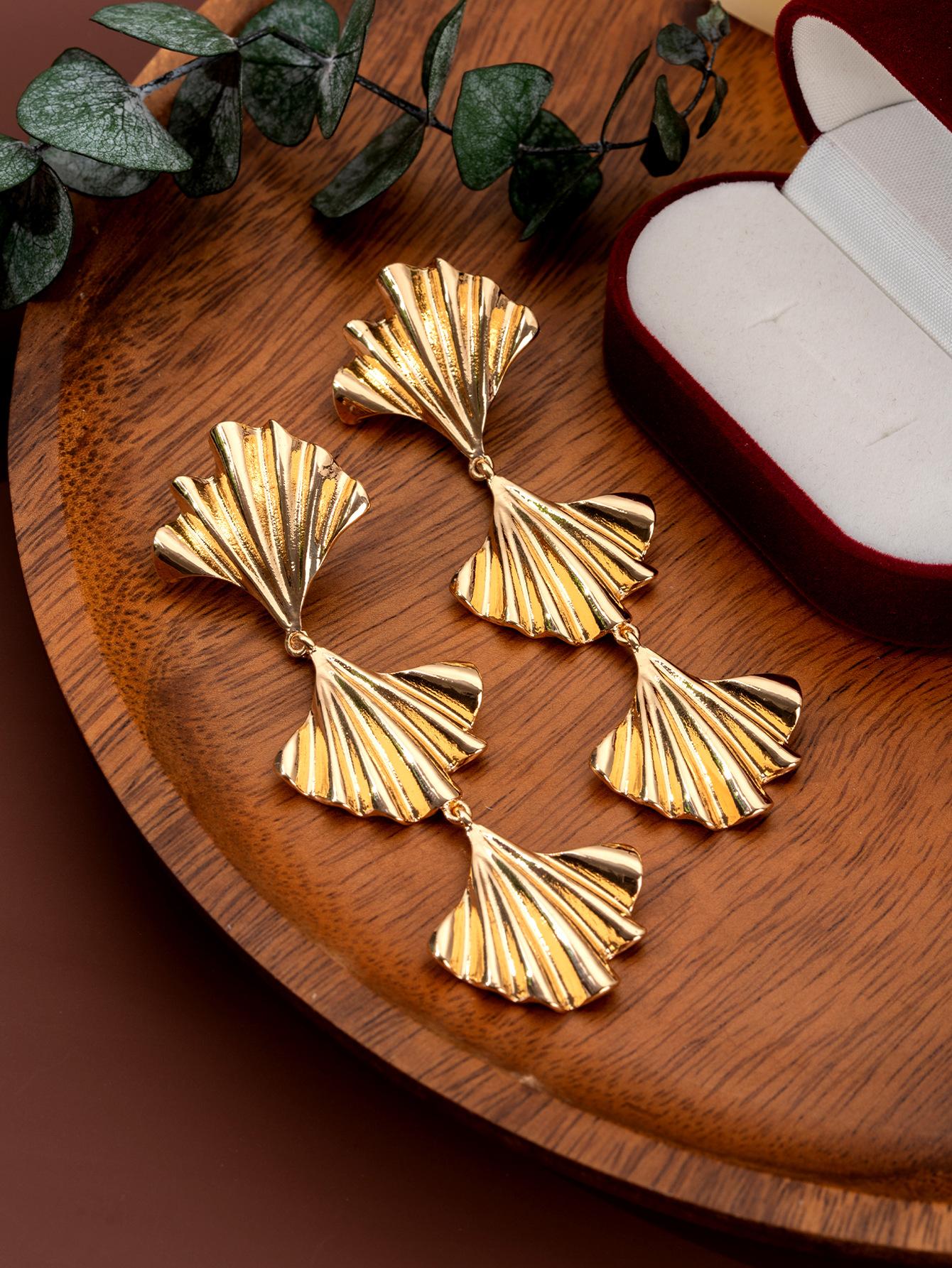 Simple electroplating process long fringed light luxury temperament earrings design earrings