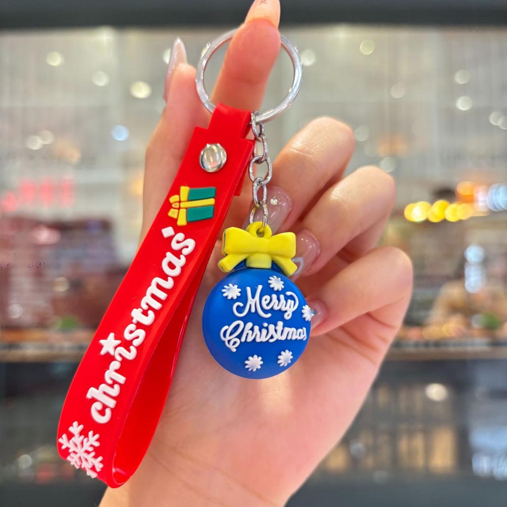 New Christmas Cartoon Keychain Bag Pendant Exquisite Santa Claus Car Keychain Small Gift