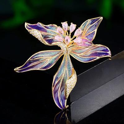 Nové nádherné smaltované brože orchideje Špičkové zirkony Elegantní temperamentní oblek Kabát Doplňky Dámské květiny Odznaky brože Dárek