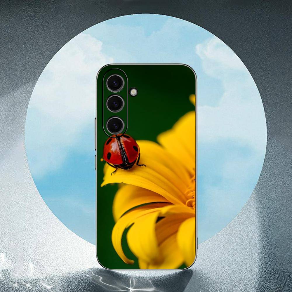 Leaf Ladybug Daisy For Samsung Galaxy S25 S24 S23 Ultra S22 S21 Plus S20 Black Soft Silicone Protective Case