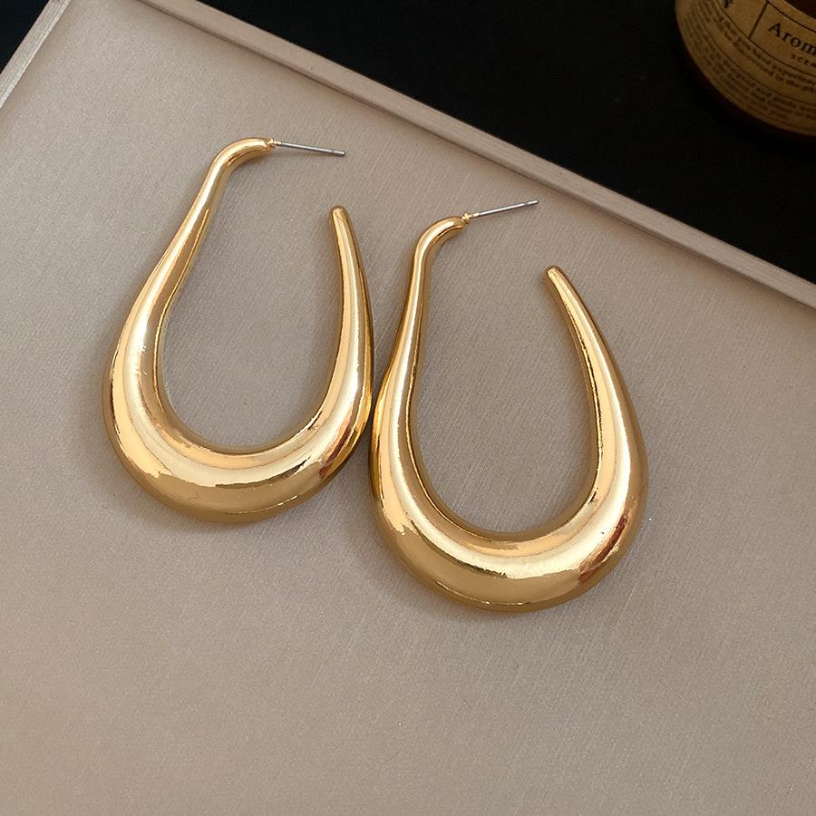 

Silver Needle Glossy Oval Pendant Earrings Personality Simple Fashion Exquisite Earrings Light Luxury Premium Earrings