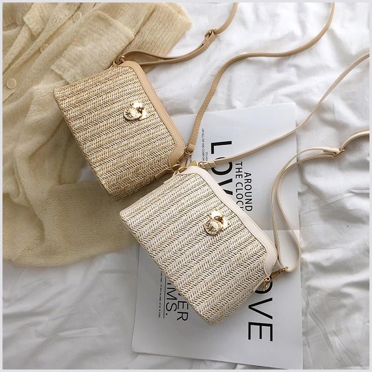 Stylish Street Fashion Shell Bag Pvc Woven Crossbody Bag For Daily Use In White