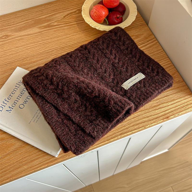 

Однотонный высококачественный трикотажный шарф из пряжи для женщин, зимний новый стиль, высококачественный и универсальный теплый шарф в студенческом стиле 190 * 27cm