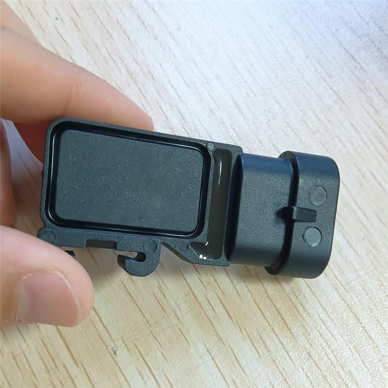Motorcycle Intake Pressure Sensor Fits For Benelli Models BN302 BN251 TNT25 TNT300 302S STELS300 TRK251 TNT600 BN TNT 180S 250