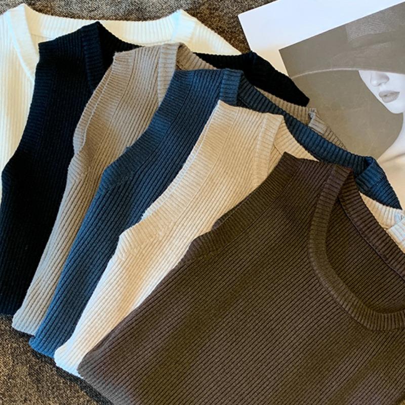 Summer Sleeveless Knitted Casual Tank Tops Women Camis Fashion Solid Slim Fit Round Neck Base Tanks Vests Women Simple Office Ladies Tank 26299