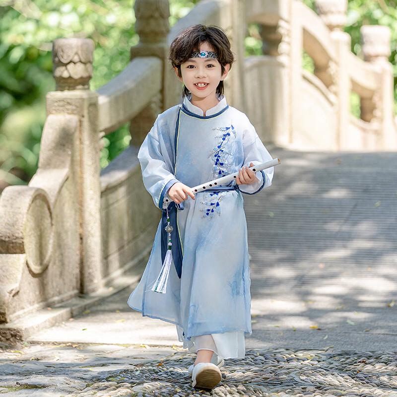 

Boy s Ming Dynasty Style Hanfu Performance Robe 140
