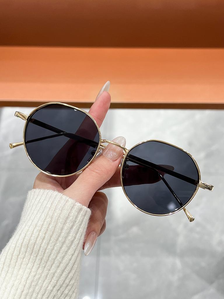1PCS Retro round Frame Sunglasses Classic Fashionable Large Size with Thin Legs Unisex Sunscreen Glasses for Travel Photography